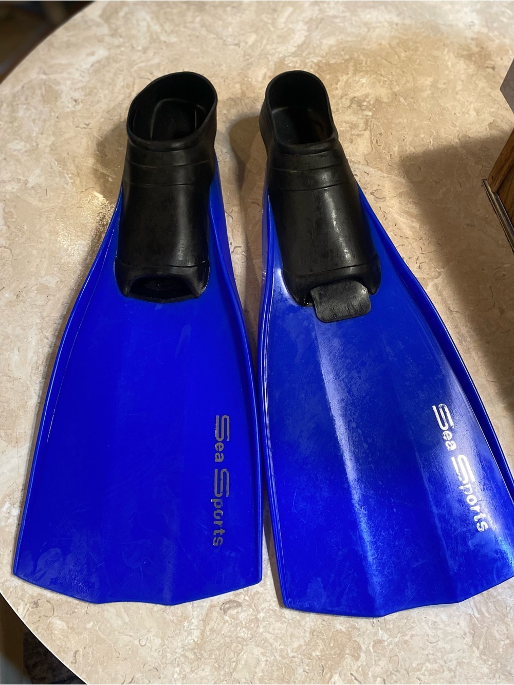 Blue Swim Fins with Black Foot Pockets
